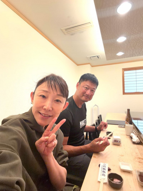 小原正子、夫・マック鈴木からの"誕生日お祝いランチ”(クワバタオハラ小原正子オフィシャルブログ「女前。」より)