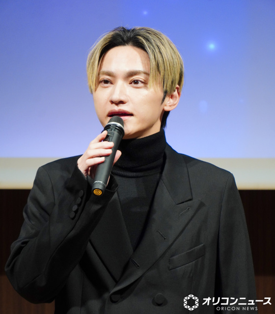 『日経トレンディ12月号“2025年ヒット賞品ベスト30＆2026年ヒット予測ベスト100”』発表会に登壇したSKY-HI （C）ORICON NewS inc.