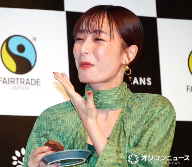 大好きなチョコレートを笑顔で頬張る宇垣美里 （C）ORICON NewS inc.