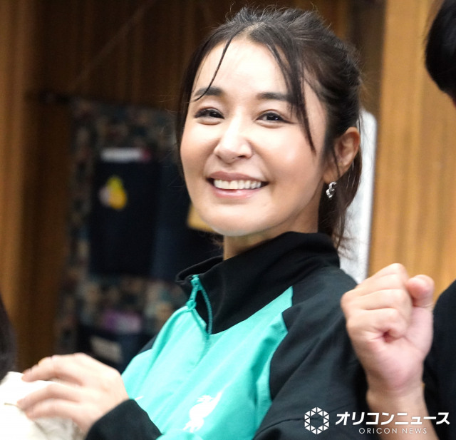 若手共演者をフォローした鈴木紗理奈 （C）ORICON NewS inc.