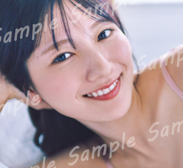 日向坂46河田陽菜2nd写真集『テイクオフ』YouTube特典3回目ポスター　撮影／SAKAI DE JUN（C）竹書房