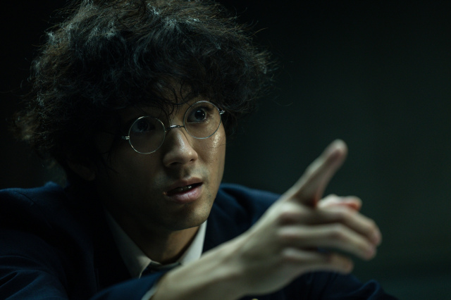 映画『爆弾』（公開中）（C）呉勝浩／講談社 （C）2025映画『爆弾』製作委員会