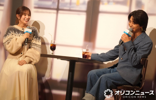 “定番質問”への回答に変化が生まれたことを明かした（左から）芳根京子、高橋海人 （C）ORICON NewS inc.