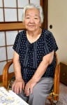 国分海軍航空隊第一国分基地の近くで暮らしていた当時を振り返る立野初枝さん＝霧島市国分福島２丁目