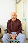 海軍での体験を語り、「二度と戦争はしないように」と諭す石田尾道義さん