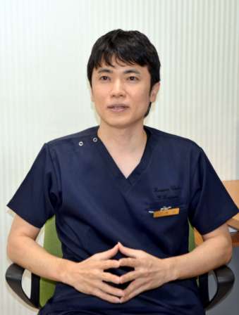 「相談のしやすさも病院選びのポイントに」と話す春山勝紀院長