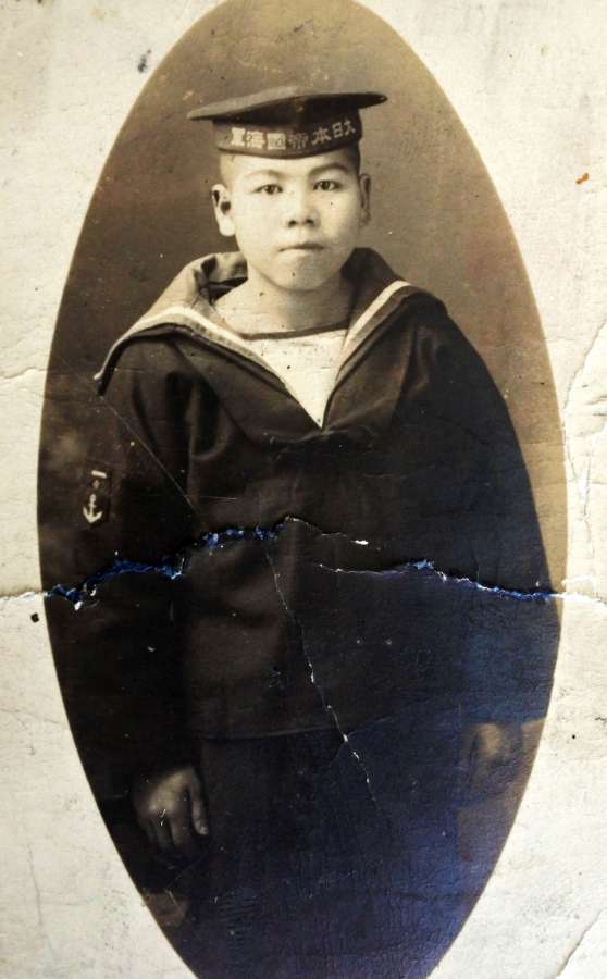 旧海軍兵時代の大薗哲則さん