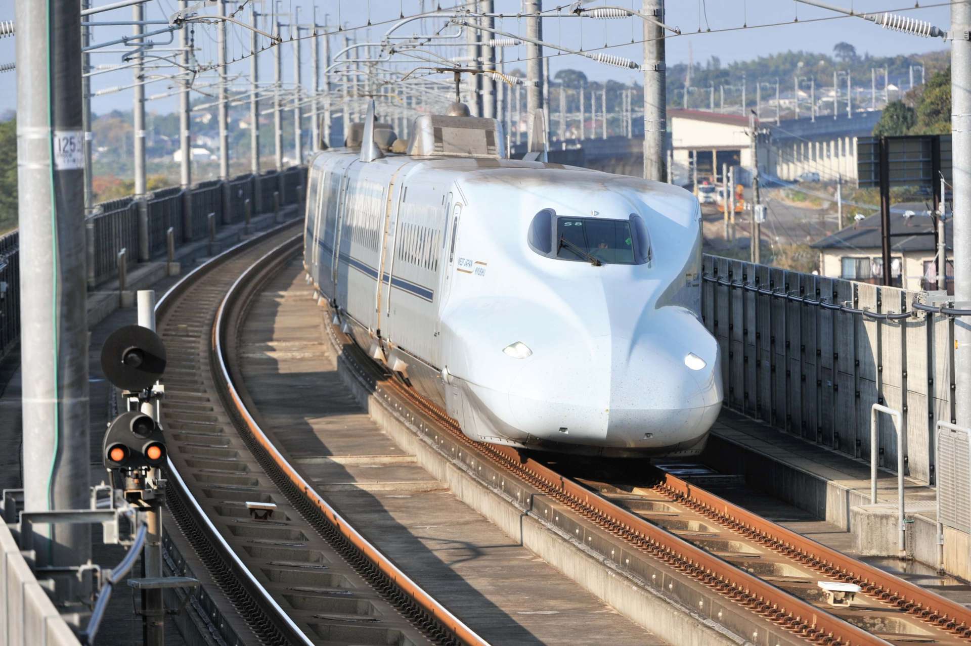 新幹線「さくら」（資料写真）