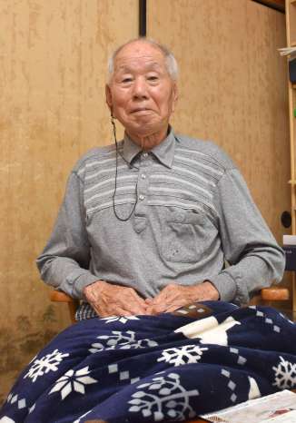 近衛兵として皇居の警護の任務に就いた今元正夫さん＝志布志市志布志町内之倉