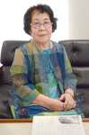 戦争中の学校教育を「死ぬための教育だった」と振り返る小野郁子さん