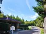 薩摩川内市東郷の藤川天神から北北西の方角を望む風景。計画通りに建設されればここから風車３基が視界に入る