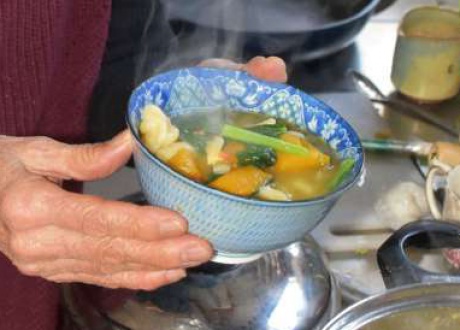 毎年終戦の日に食べるというだご汁