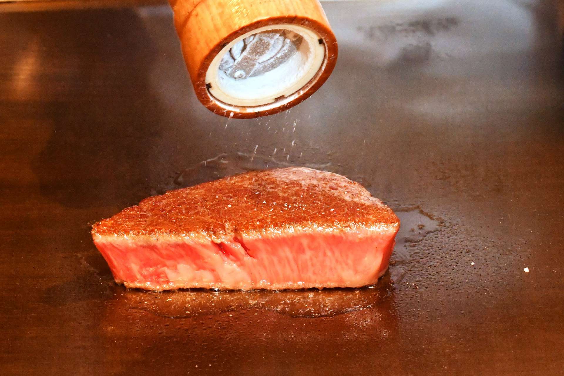 Ａ５ランクのヒレステーキ塩焼き