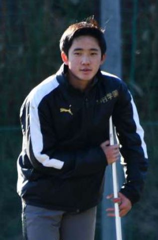 「試合を楽しんで、それぞれが自分のために戦ってほしい」と話す抜水昂太主将