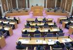 校則を巡っては、開会中の鹿児島県議会３月定例会代表質問でも質疑が交わされた＝２月