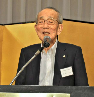 ２０２０年の関西鹿児島県人会総連合会新年互礼会であいさつをする稲盛和夫氏＝京都市のホテル