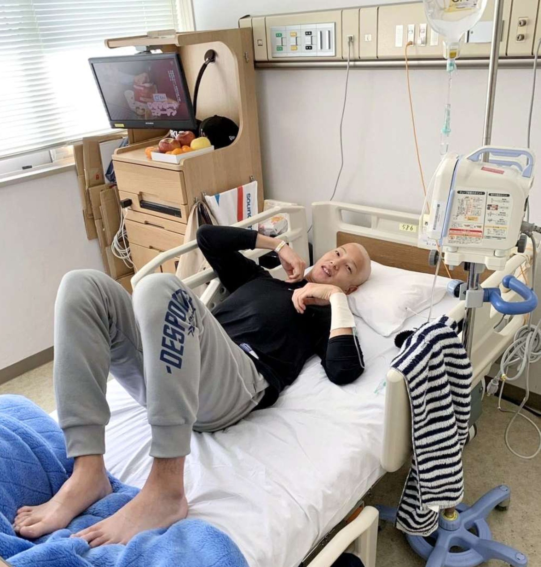 脊髄に腫瘍が見つかり、大阪の病院で治療を受ける横田慎太郎さん＝２０２０年１１月２３日
