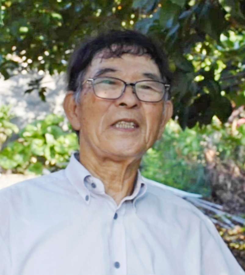 「無謀な戦争をなぜ始めたのか、検証すべき」と語る山元真琴さん＝瀬戸内町西古見