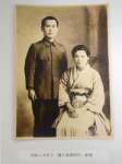 佐世保海兵団に召集される前、新婚時代の川原さんの父・高秋さん（左）