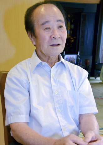 〈別カット〉「引き裂かれた家族の思いを想像してほしい」と話す市川健一さん＝４日、鹿屋市輝北
