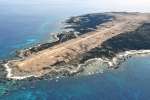 【１年前の写真と比べる】基地本体の着工当時の馬毛島＝２０２３年１月１２日、本社チャーター機から