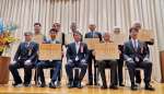 鳥獣の利活用で農林水産大臣賞を受賞した屋久鹿ジビエ王国の関係者（前列左から２人目）＝１５日、東京（鹿児島県提供）