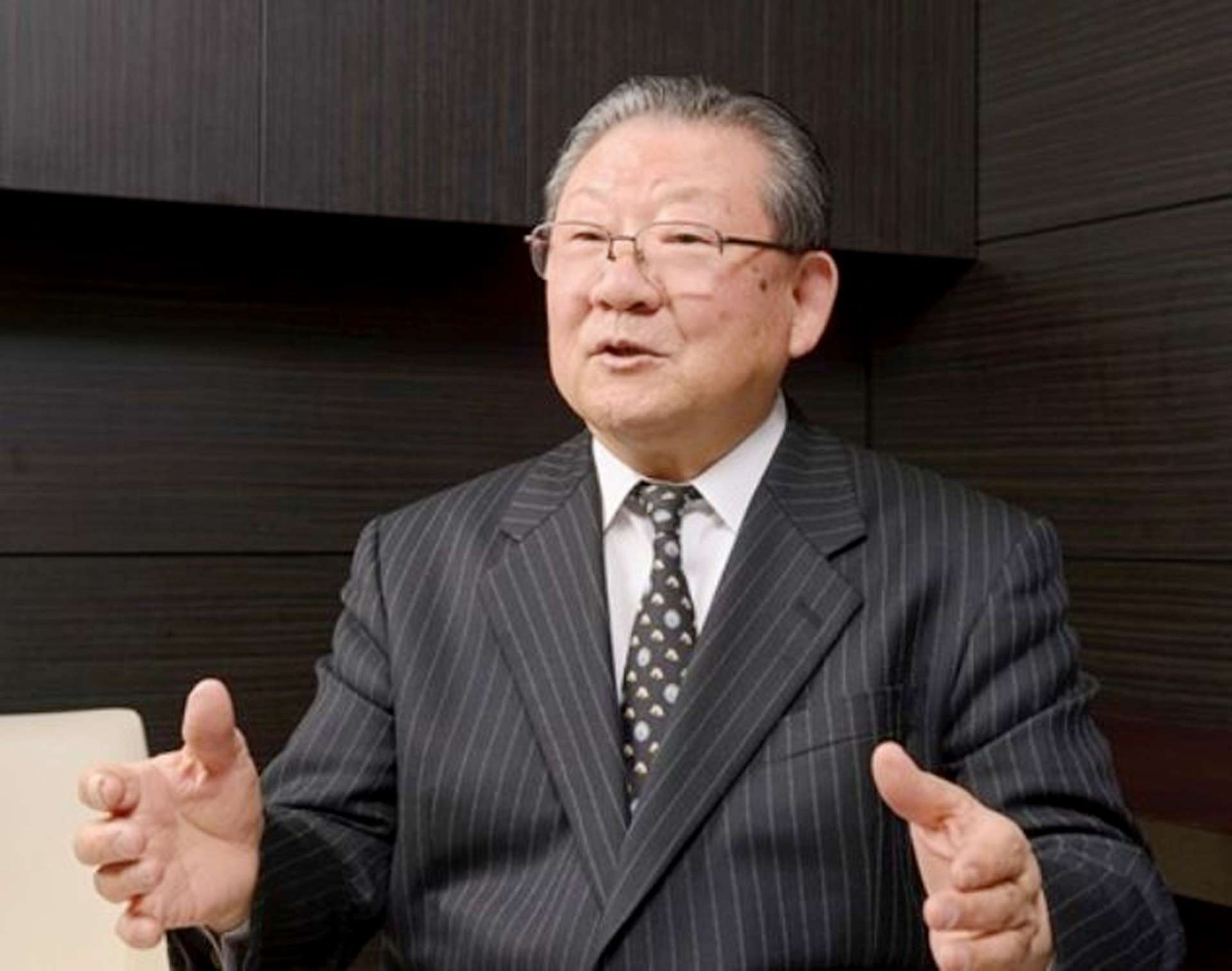「発症したらしっかり休養を取り、身近な人と会話を重ねながら気持ちを整理して自分をねぎらうように」と語る川田志明名誉教授
