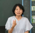 〈関連〉「自分を大切に」と呼びかける福山裕子さん＝出水市の下水流小学校