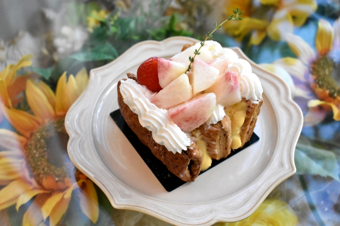 看板メニューのミルフィユ 572円