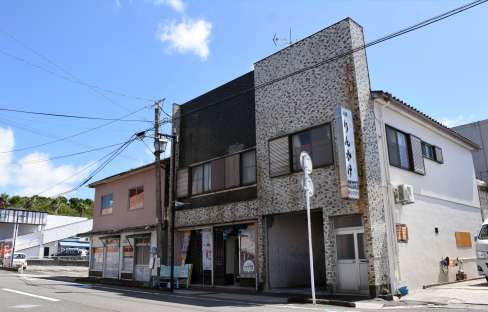 商業地、住宅地を含め鹿児島県内で最も上昇幅が大きかった西之表市鴨女町８６付近＝１７日