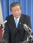就任記者会見に臨む森山裕幹事長＝３０日、東京・永田町の自民党本部