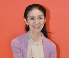 特攻隊員との触れ合いの様子を語る白鳥見なみさん＝鹿児島市照国町