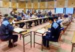 図上訓練の中で開かれた桜島火山防災連絡会＝２１日、鹿児島県庁