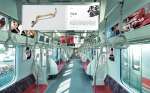 「走る個展」の車内イメージ