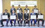 高病原性鳥インフルエンザの防疫措置に協力した関係団体代表ら＝６日、鹿児島県庁