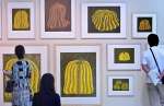 独創性あふれる作品が並ぶ会場＝鹿児島市立美術館