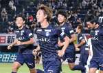 ２０２０年８月、ゴールを決めて喜ぶ鹿児島ユナイテッドＦＣ・米澤＝白波スタジアム