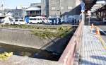 〈関連〉男性が見つかった肝属川＝１０日午前１０時４０分ごろ、鹿屋市向江町
