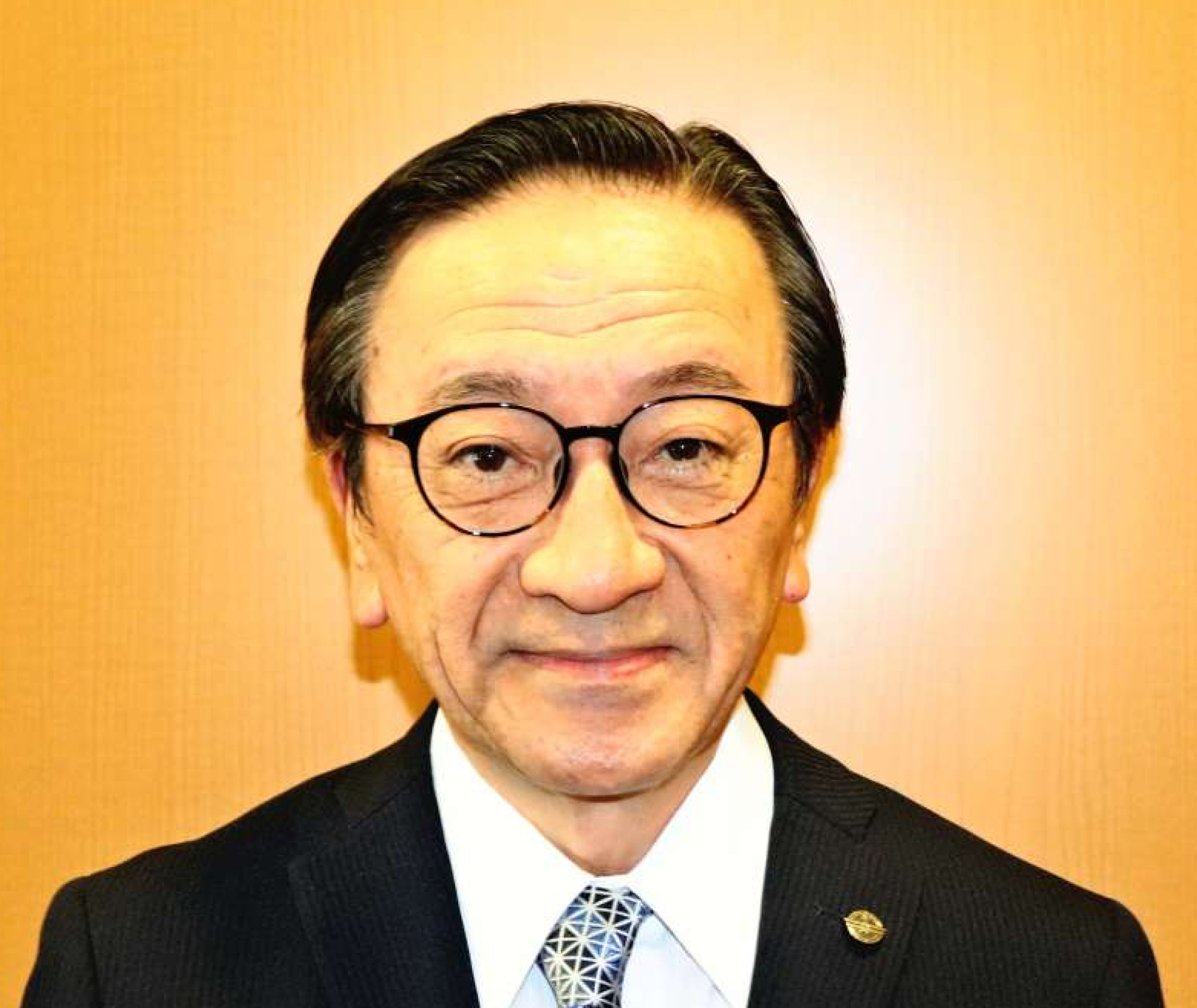 南国交通の岩切俊一代表取締役社長
