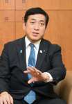塩田康一知事