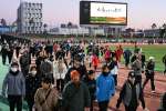 思い思いのペースで走る参加者＝１日、鹿児島市の白波スタジアム