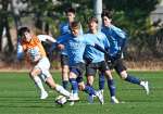 練習試合で軽快な動きを見せる鹿児島Ｕの選手