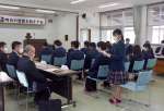「明日の営農を励ます会」で抱負や夢を語る生徒たち＝阿久根市の鶴翔高校
