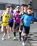 最終選考会に臨む選手＝８日、大崎町のジャパンアスリートトレーニングセンター大隅