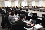 桜島など８火山を重点評価する火山調査委員会＝１７日、文部科学省