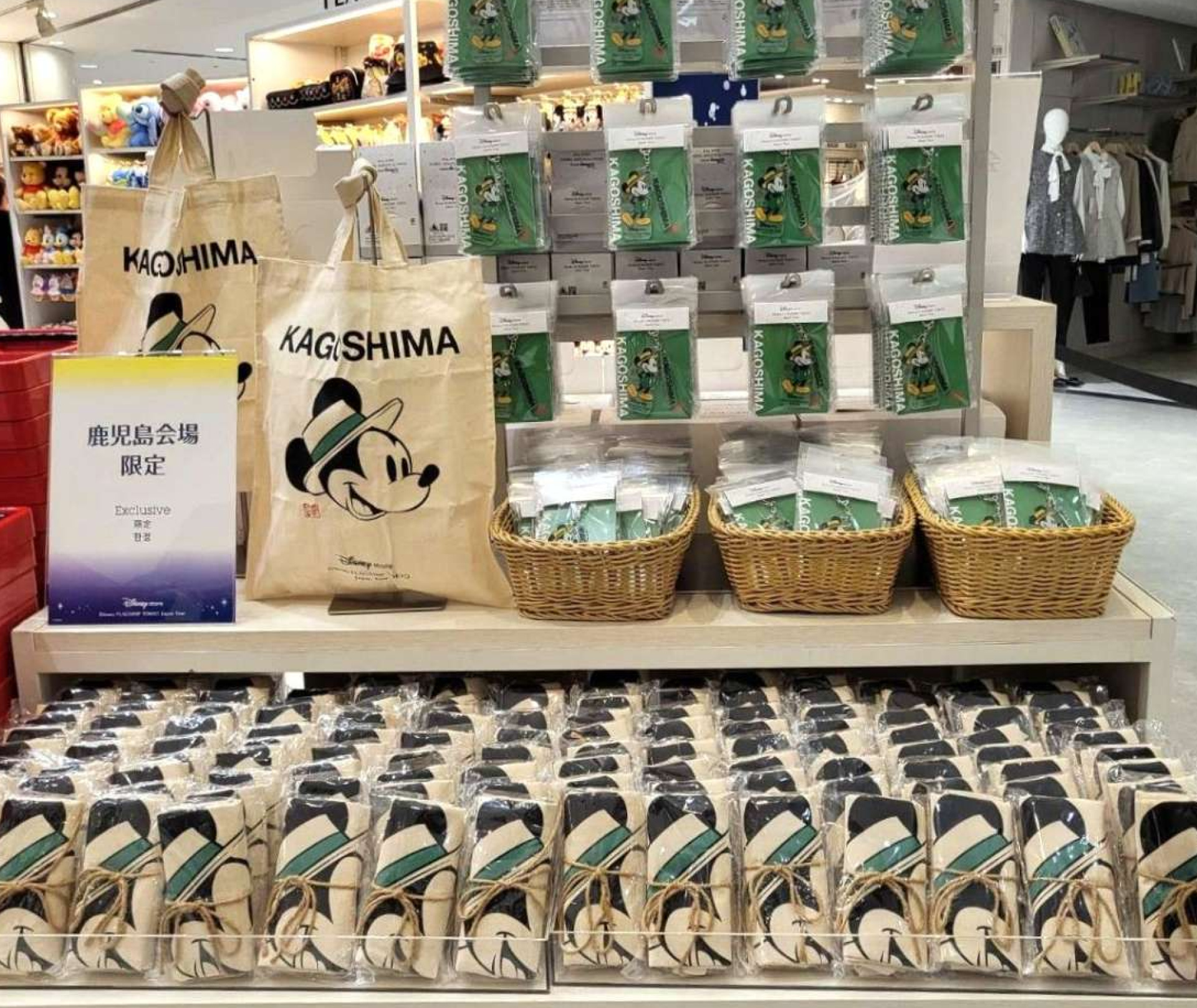 期間限定ディズニーストアの会場＝鹿児島市のアミュプラザ鹿児島（プラチナム提供）