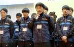 ２５回出場を果たし挨拶する野崎（中央）＝１９日、薩摩川内市のホテルオートリ