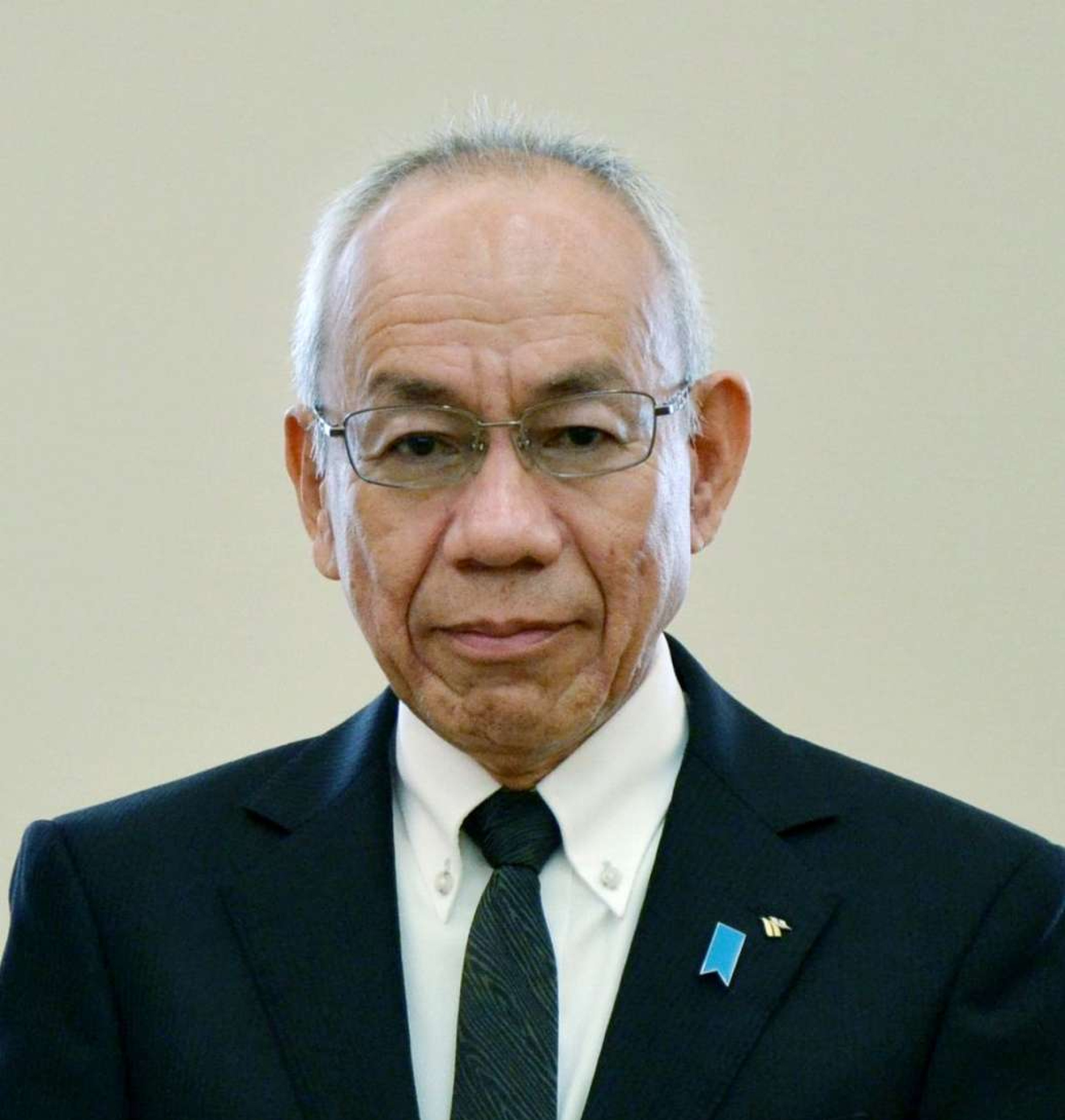 藤本徳昭氏