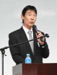 講演する永野義人・鹿児島県大隅地域振興局長＝１１日、鹿屋市