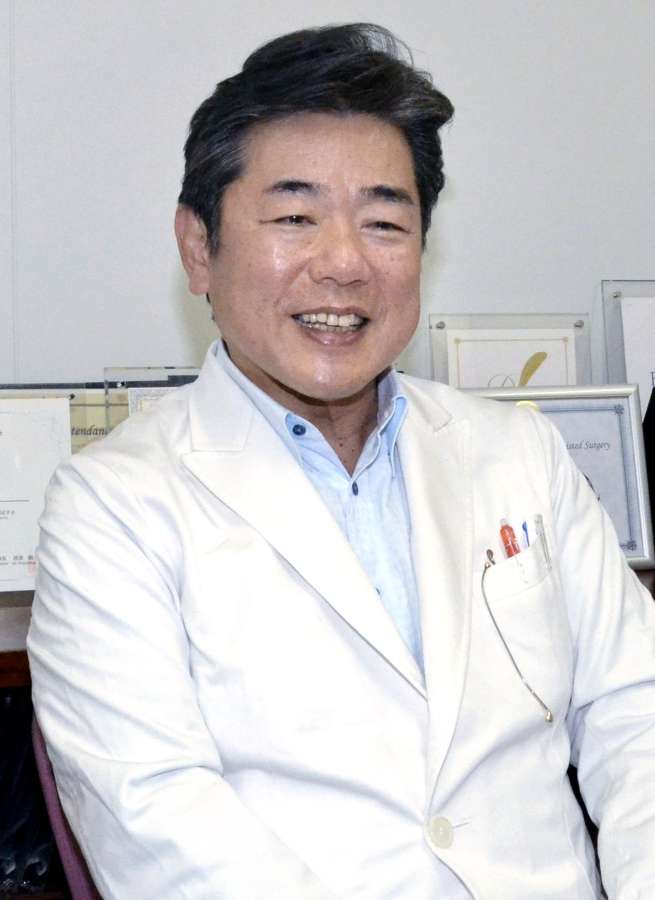 〈関連〉「検診とワクチン接種が予防の柱」と話す小林裕明教授＝鹿児島市の鹿児島大学桜ケ丘キャンパス